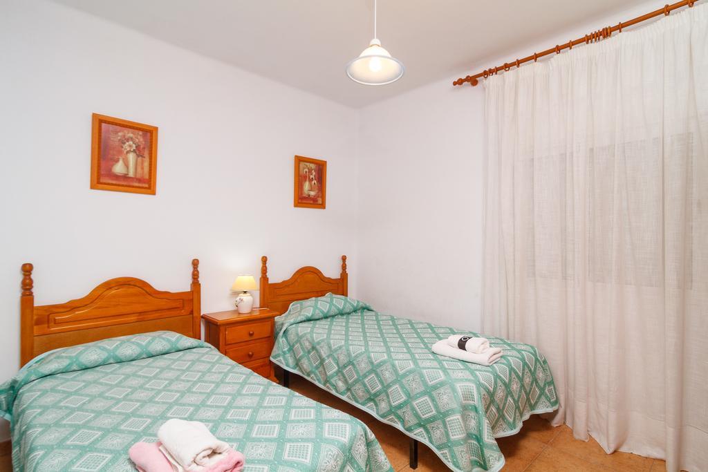 Villa Francisca Casasol Нерха Екстериор снимка