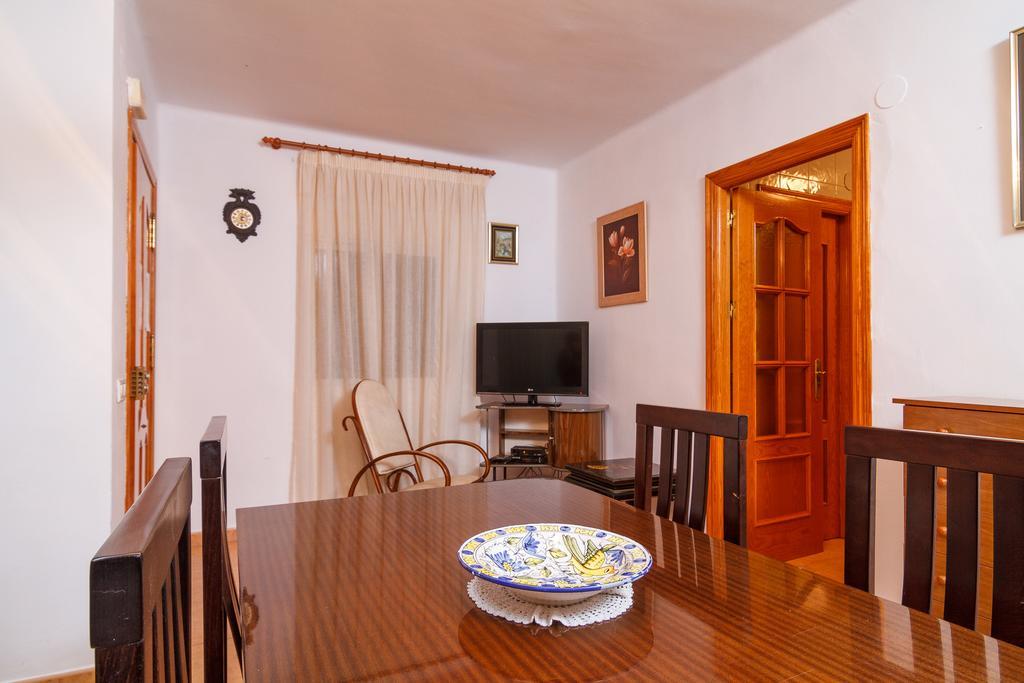 Villa Francisca Casasol Нерха Екстериор снимка
